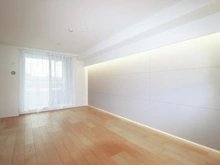 【神奈川県/川崎市麻生区上麻生】新百合ヶ丘パークハウスヒルズテラス リビング・ダイニング：床暖房付き