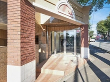 【東京都/稲城市平尾】ドメス新百合ヶ丘 エントランス