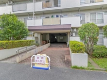 【神奈川県/川崎市麻生区岡上】岡上住宅 2号棟 エントランス
