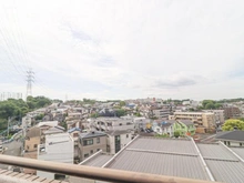 【神奈川県/川崎市麻生区上麻生】パークハイム新百合ヶ丘壱番館 眺望：南側バルコニーから
