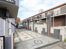 【東京都/世田谷区上野毛】セザール上野毛ガーデン アプローチ