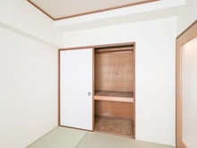 【東京都/稲城市大丸】多摩稲城マンション A棟 和室：約4.5帖