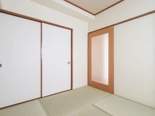 【東京都/稲城市大丸】多摩稲城マンション A棟 和室：約4.5帖