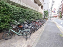 【東京都/新宿区北新宿】グランヴァン東中野III 駐輪場