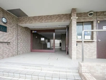 【神奈川県/横浜市港北区小机町】コスモ横濱小机 セカンド・ウイング エントランス