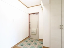 【東京都/多摩市豊ヶ丘】多摩ニュータウン豊ヶ丘 5号棟 玄関