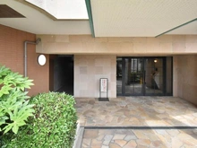 【神奈川県/横浜市磯子区森】ファミールガーデン横浜・屛風浦 アプローチ