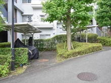 【東京都/八王子市下柚木】南大沢学園瑞樹の丘 3号棟 駐輪場