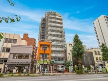 【東京都/板橋区蓮沼町】ラポール本蓮沼駅前 外観：大規模修繕工事中