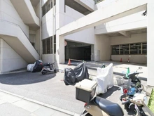 【神奈川県/横浜市金沢区能見台】シティ能見台つどいの街　 参番館 バイク置場