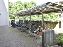 【神奈川県/横浜市緑区三保町】フォレストヒルズ三保 5号棟 駐輪場