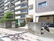【東京都/稲城市大丸】多摩稲城マンション C棟 アプローチ