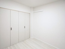 【東京都/稲城市向陽台】ビューステージ向陽台 1号棟 洋室：約4.3帖