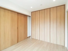【神奈川県/川崎市多摩区登戸】サニーハイツ向ヶ丘  洋室：約6.7帖