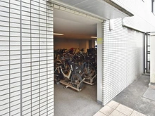 【神奈川県/横浜市南区別所】パークハウス上大岡 駐輪場
