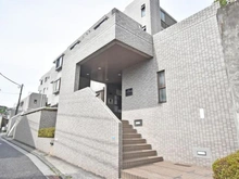 【神奈川県/横浜市南区永田東】NICアーバンヒル井土ヶ谷レフトウィング アプローチ