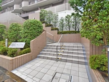 【神奈川県/川崎市麻生区片平】柿生シティハウス アプローチ