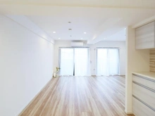 【神奈川県/横浜市中区伊勢佐木町】ライオンズプラザ伊勢佐木モール LDK：約18.2帖
床暖房付き