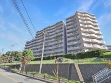 【神奈川県/川崎市麻生区白山】新ゆりグリーンタウン けやき街区2号棟 外観