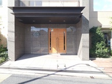 【東京都/足立区栗原】レーベンハイム西新井クランポート エントランス