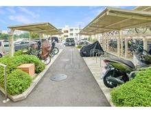 【東京都/多摩市永山】ヴェレーナ多摩永山ザ・シーズンズ バイク置場・駐輪場