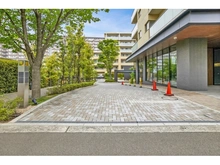 【東京都/調布市染地】パークホームズ調布桜堤通り アプローチ