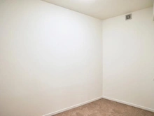 【東京都/稲城市若葉台】若葉台ワルツの杜 H棟 サービスルーム（納戸）：約3.6帖