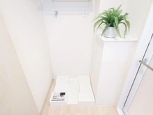 【神奈川県/川崎市幸区東古市場】ライオンズマンション鹿島田ガーデンシティ 洗面室:洗濯機置場