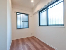 【神奈川県/川崎市麻生区細山】エルベ初穂百合ヶ丘 洋室