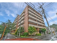 【神奈川県/川崎市麻生区上麻生】ジェイパーク新百合ヶ丘プレフェーレ 外観