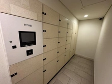 【神奈川県/川崎市高津区久末】クレストフォルム日吉レインボーズヒル パークサイド棟 宅配BOX