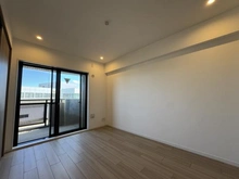 【神奈川県/横浜市港北区新羽町】ルイシャトレ新横浜ガーデンスクウェア 洋室