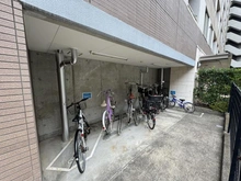 【神奈川県/横浜市港北区新横浜】クレッセント新横浜イルドマーニ 駐車場