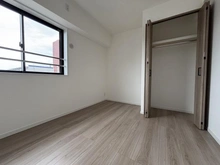 【神奈川県/横浜市港北区新羽町】モアグランデ新横浜北 洋室