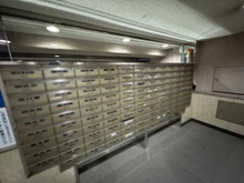 【神奈川県/横浜市港北区新羽町】ルイシャトレ新横浜ガーデンスクウェア メールBOX