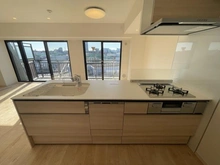 【神奈川県/横浜市港北区新羽町】ルイシャトレ新横浜ガーデンスクウェア キッチン