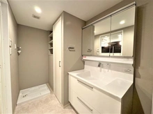 【神奈川県/横浜市神奈川区西寺尾】ヒルズ横浜神之木公園 洗面所