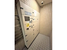 【神奈川県/横浜市神奈川区西寺尾】ヒルズ横浜神之木公園 宅配BOX