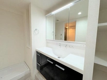 【神奈川県/横浜市港北区大曽根】ガーデンズ綱島スカイウィング 洗面所