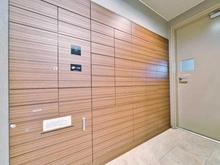 【神奈川県/横浜市神奈川区平川町】クリオ横濱東白楽 宅配BOX