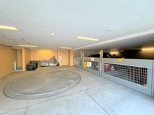 【神奈川県/横浜市神奈川区平川町】クリオ横濱東白楽 駐車場