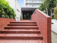 【神奈川県/横浜市港北区大豆戸町】藤和大倉山コープ アプローチ