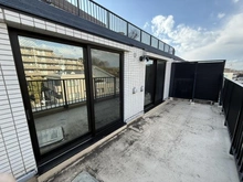 【神奈川県/横浜市港北区岸根町】ロワール岸根公園 ルーフバルコニー