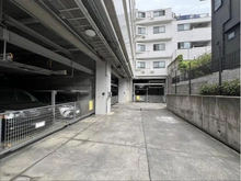 【神奈川県/横浜市港北区岸根町】ロワール岸根公園 共用部：駐車場