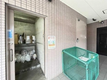 【神奈川県/横浜市港北区大豆戸町】東急ドエル・アルス大倉山東 共用部：ゴミ置き場