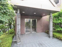 【神奈川県/横浜市港北区樽町】ルイシャトレ大倉山 エントランス