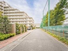 【神奈川県/横浜市港北区日吉本町】ザ・ガーデンズ日吉本町 前面道路
