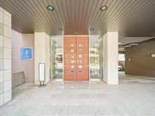 【神奈川県/横浜市港北区大豆戸町】パルミナード大倉山 エントランス