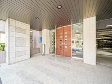 【神奈川県/横浜市港北区大豆戸町】パルミナード大倉山 エントランス