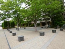 【神奈川県/横浜市港北区綱島西】ディアパークスコンフォートスクエア 敷地内